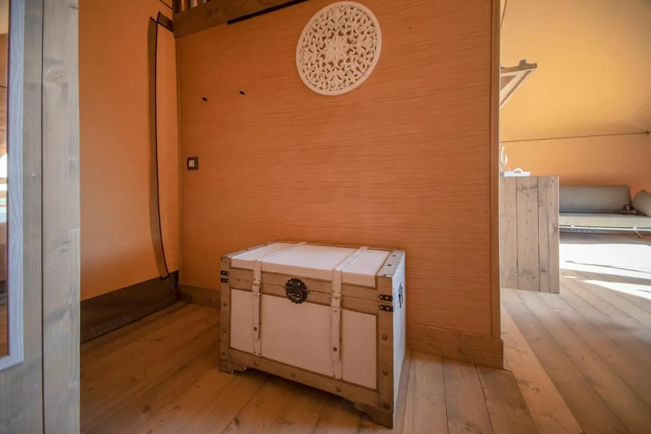 Glamping Debbiare Hotel Riparbella Italy